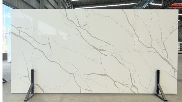 Calacatta Venatino Quartz Rohtafeln