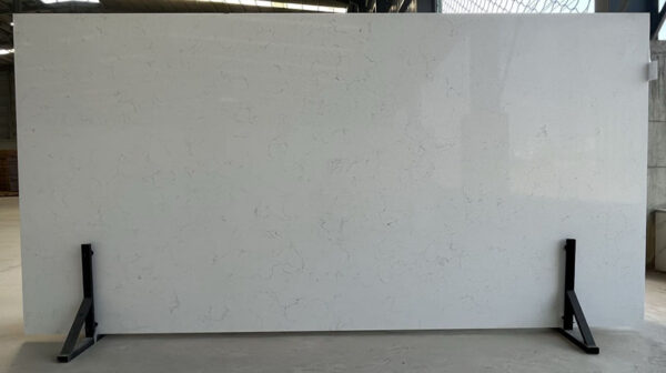 Carrara White Quartz Rohtafeln