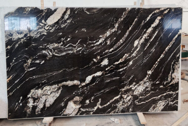 Black Fusion Granit Rohtafeln.