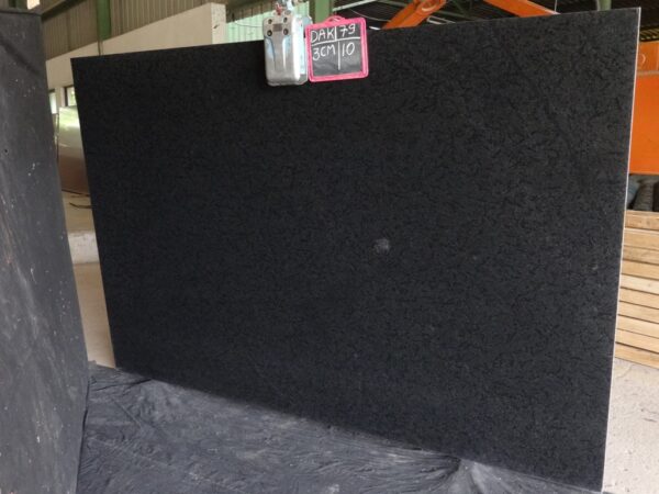 New Spike Black Dark Granit Rohtafeln